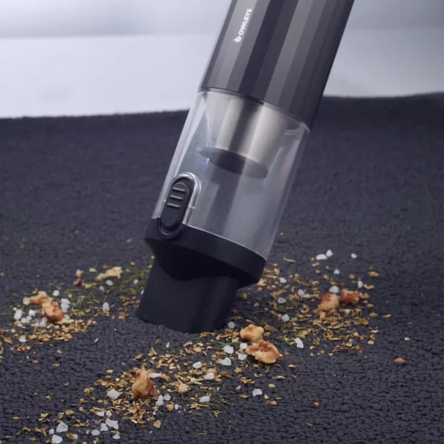 Close-up of Top Car Vacuum Cleaner  |  “Owler 16000PA” by Owleys - view 7 (product view)