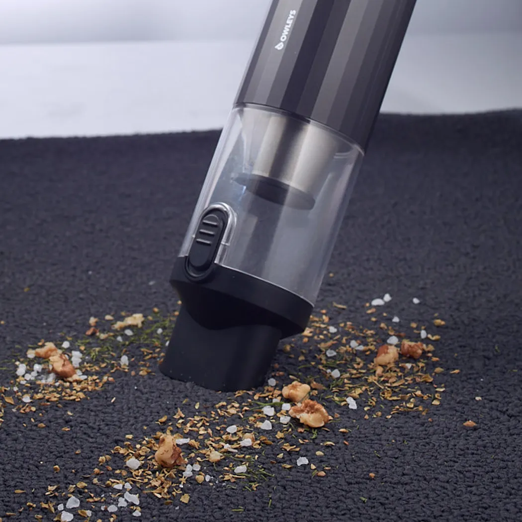 Close-up of Top Car Vacuum Cleaner  |  “Owler 16000PA” by Owleys - view 7 (product view)