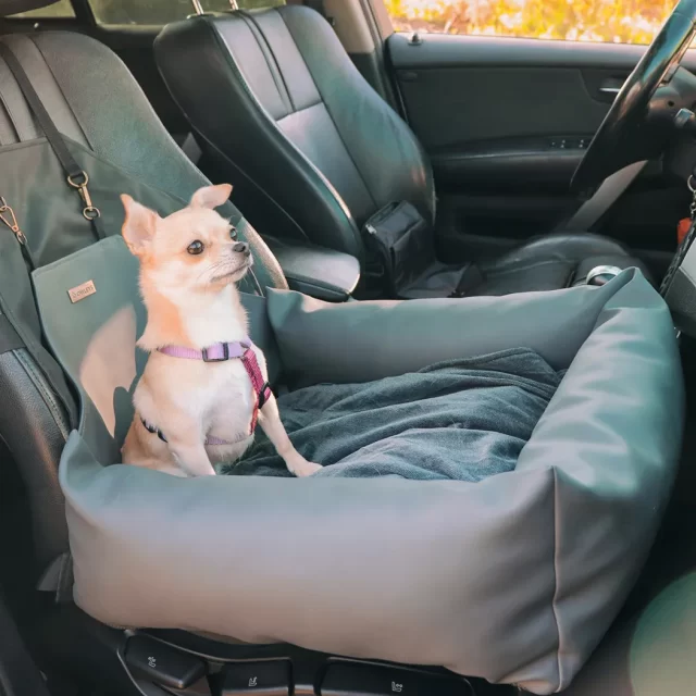 Detailed look at Dog Car Seat  |  Gray “Pup Spot” by Owleys - image 9 (product view)