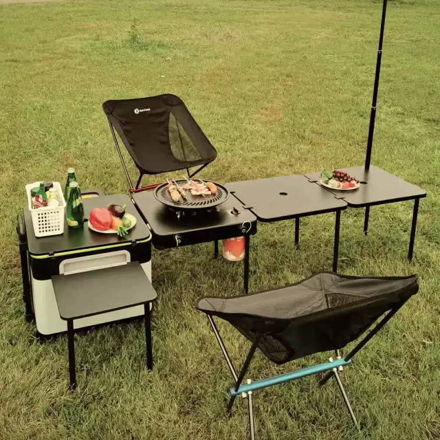 Close-up of Outdoor Cook Station  |  “Cookmate” by Owleys - view 7 (product view)