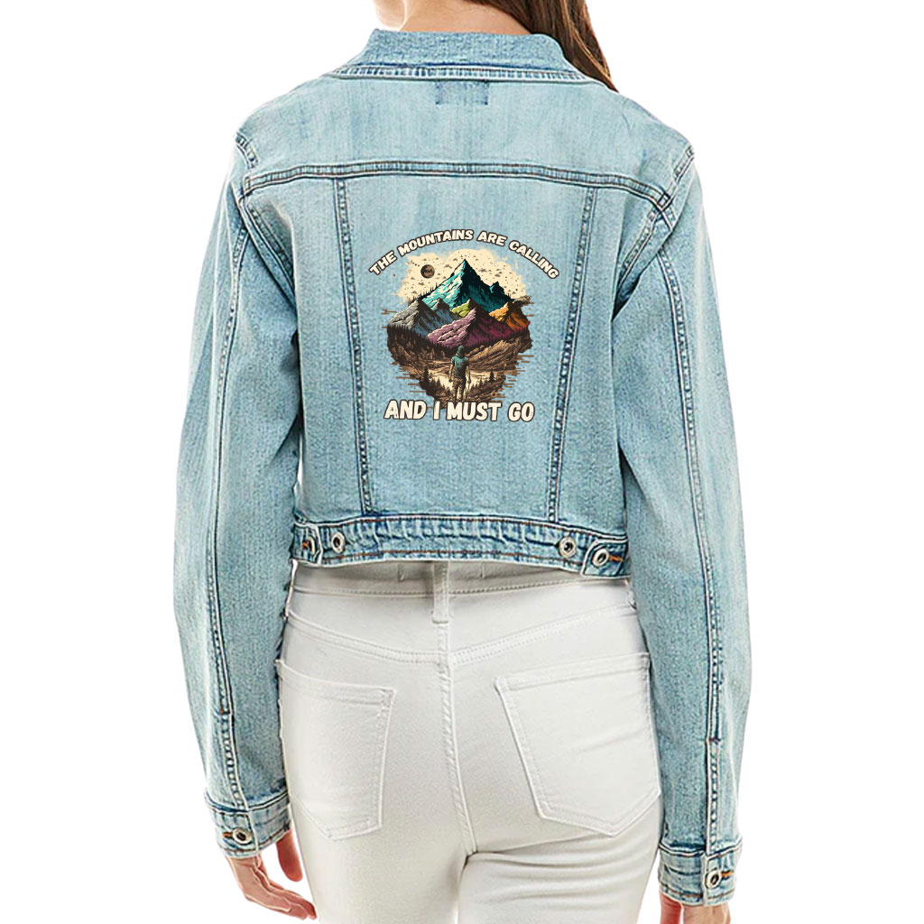 Cropped Ladies Denim Jacket – “Mountains Are Calling” – Nature Print – Washed Blue
