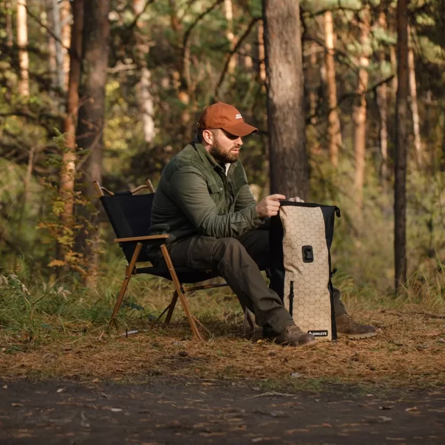 Close-up of Portable Folding Camp Chair “Packrest” Owleys - view 7 (product view)