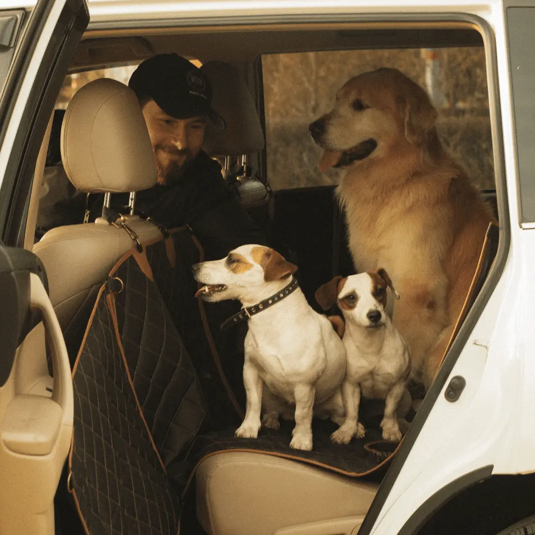 Subaru Forester Dog Seat Cover product image 8 (product view)