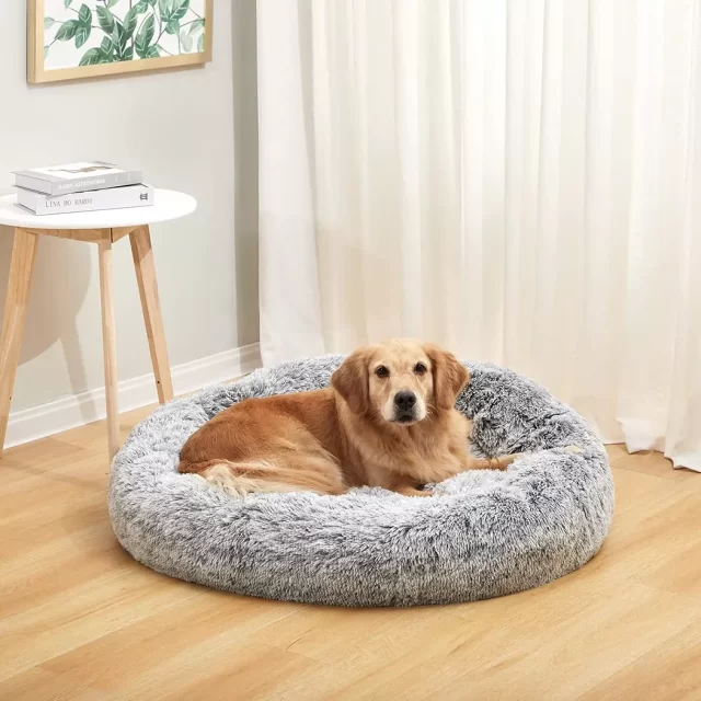 Close-up of Calming Dog Bed  |  “Pet Nest” by Owleys - view 7 (product view)