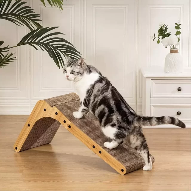 Cat Scratching Board  |  “Scratchy Nest” by Owleys in detail - image 1 (product view)