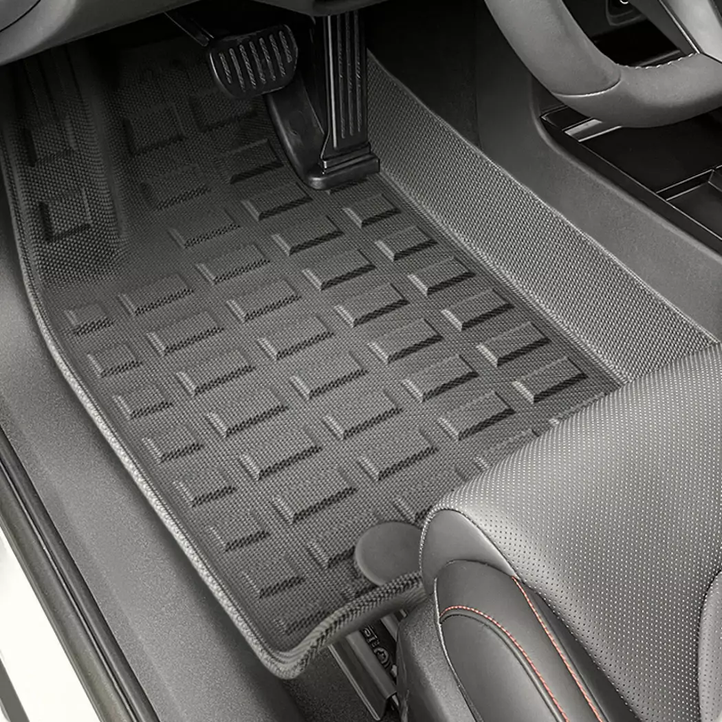 Close-up of Jeep Grand Cherokee Floor Mats  |  2021-2024 Models Custom Fit - view 7 (product view)