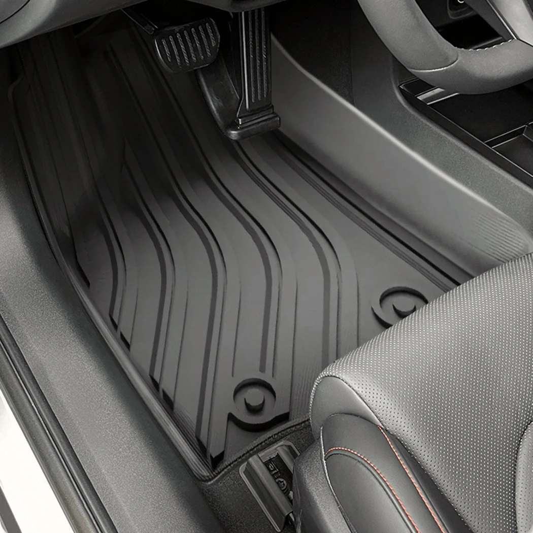 Toyota Tacoma 2016-2023 Floor Mats Set product image 8 (product view)