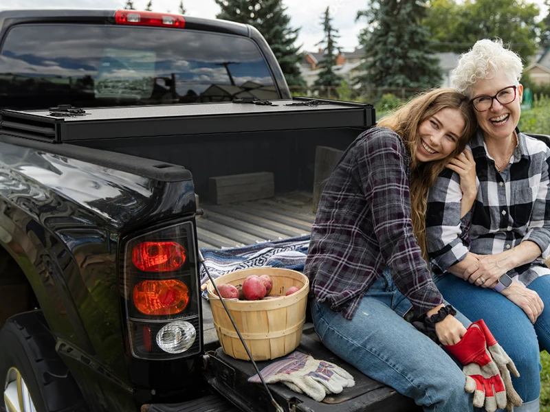 Hard Truck Bed Cover Compatible with Ford  F-150 2009-2014 (5.5 Feet Bed) - View 7