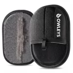 Electrostatic Pet Hair Removal Glove  |  “Swooper” by Owleys - View 1