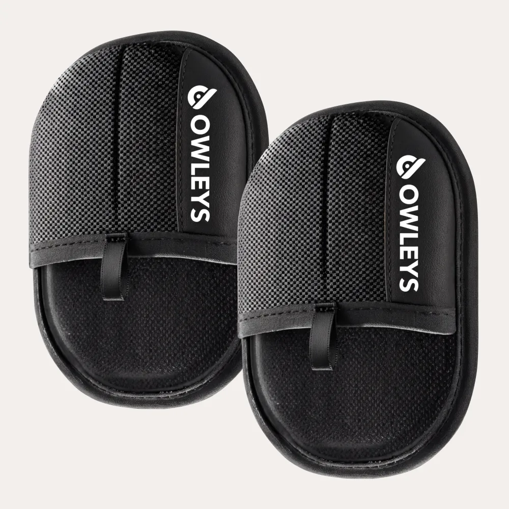 Electrostatic Pet Hair Removal Glove  |  “Swooper” by Owleys